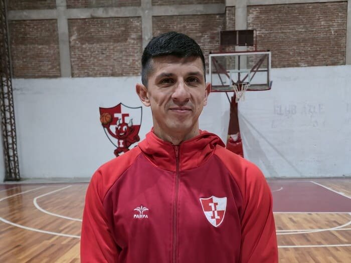 Jorge Fares - Entrenador u15 y u17 masculino - DT U21 y Primera